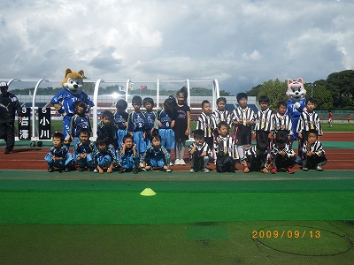 9月13日JFLエスコートキッズin八橋陸上競技場_e0127003_0511880.jpg