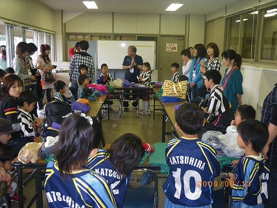 9月13日JFLエスコートキッズin八橋陸上競技場_e0127003_1175310.jpg