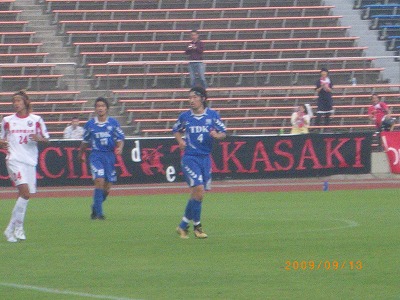 9月13日JFLエスコートキッズin八橋陸上競技場_e0127003_2343148.jpg
