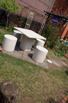 f0170524_22087.jpg