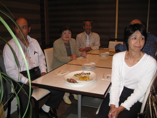 JICAアフリカ青年研修生の方々の送別会がありました_e0061225_10372987.jpg