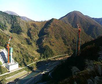 「政権交代」~徳山ダム~徳山ダム導水路_f0197754_22245583.jpg