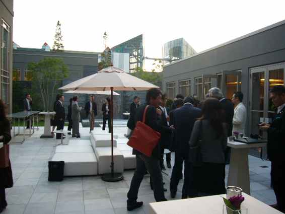 LIVING &DESIGN 住まいのリノベーション速報_a0116902_22463998.jpg