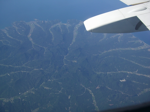 航空写真―どこかわかりますか?九州・中国四国編―_d0116009_2282122.jpg