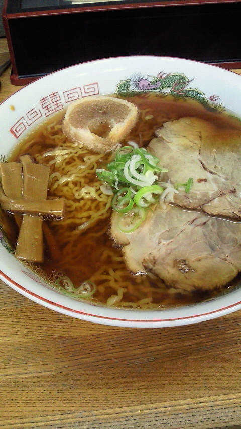 ラーメン誠でラーメン_e0173480_12521810.jpg