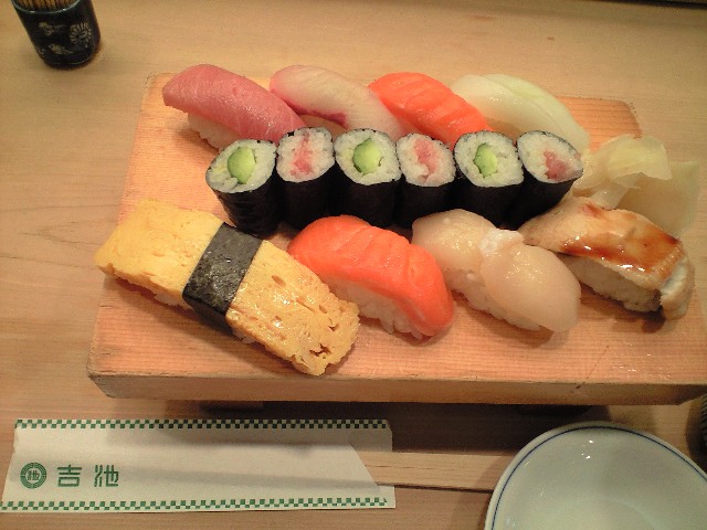 お寿司ランチ_c0151965_13484448.jpg