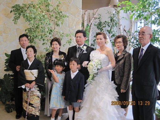 上の息子が結婚しました。_b0100062_2132748.jpg