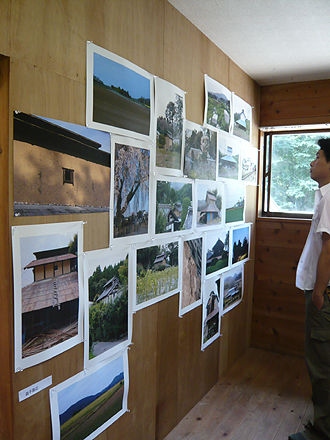 北田英治写真展「ベーハ小屋のある風景」_e0066586_1732089.jpg