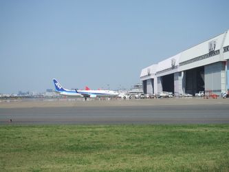 行ってみたよ、羽田空港の D滑走路展望台_c0039291_2225114.jpg