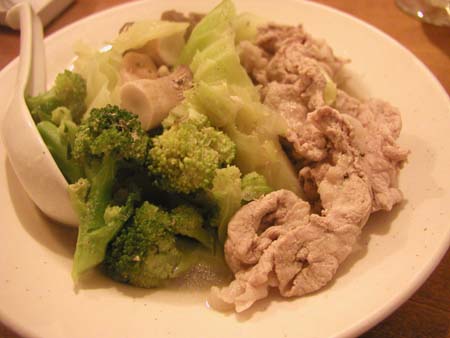 太田尻家さんにちょと長〜い椅子と温かいお肉と野菜ポトフ系が登場♪_f0053279_1324771.jpg