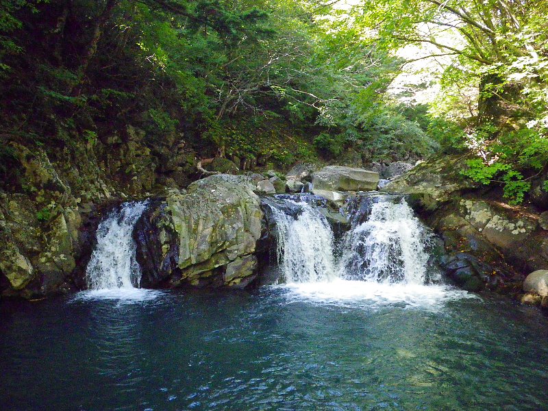 吾妻塩ノ川で沢登り ～ ２００９年９月２０日_f0170180_6192786.jpg