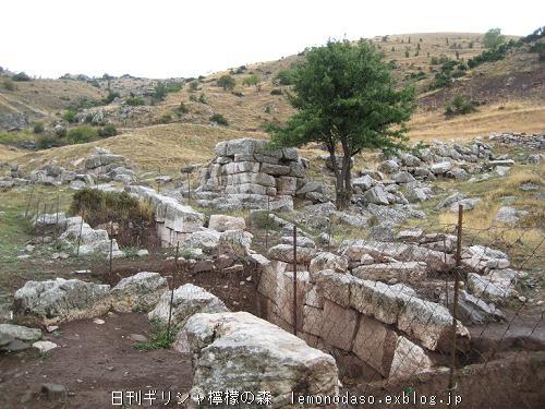 アルカディアのリュカイア遺跡_c0010496_4202351.jpg