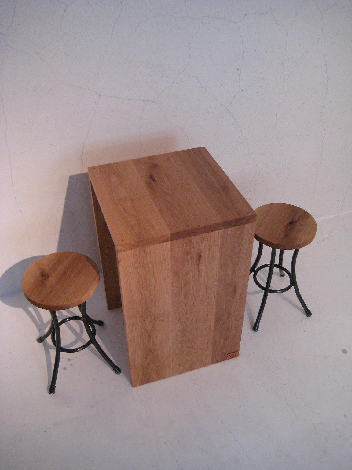 TABLE × STOOL_c0146581_12423091.jpg