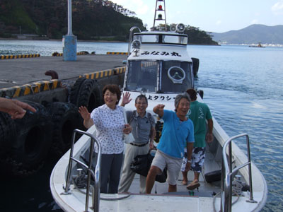久しぶりの海、木登りはいかがでしたか♪_e0028387_093267.jpg
