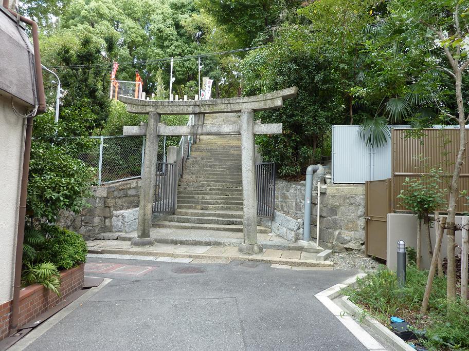 真田幸村戦死跡之碑がある安居神社_f0150767_1132457.jpg