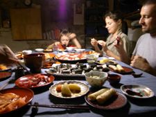 皆でお寿司を食べました_f0106597_1615485.jpg