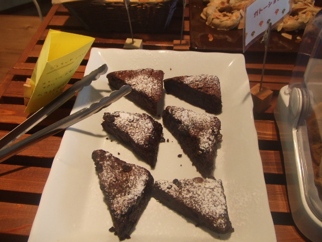 Cafe アンプレシオン_f0076001_673169.jpg
