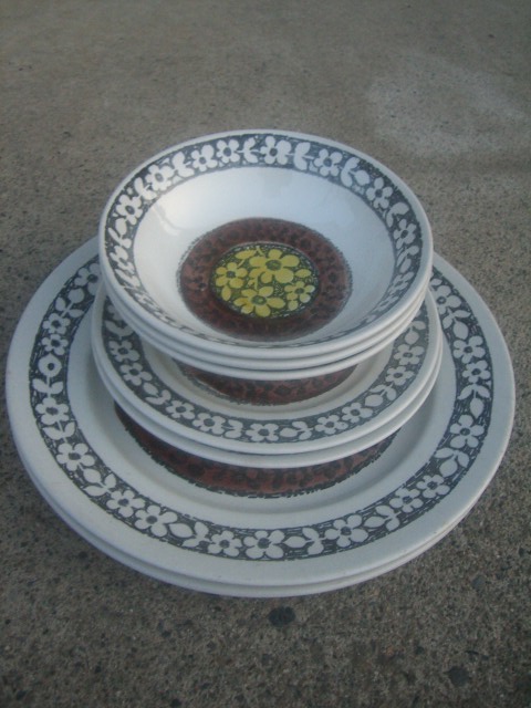 Broadhurst soup bowl by Kathie Winkle③_c0210815_20212821.jpg