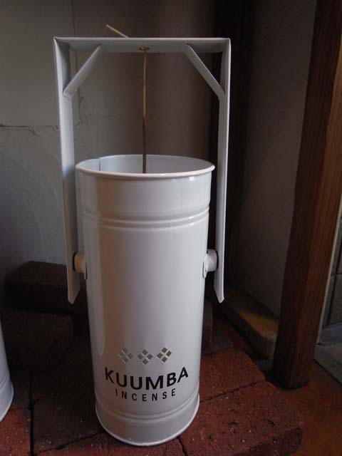 kuumba　ブリキのお香立て　入荷しました！_c0163136_1645574.jpg