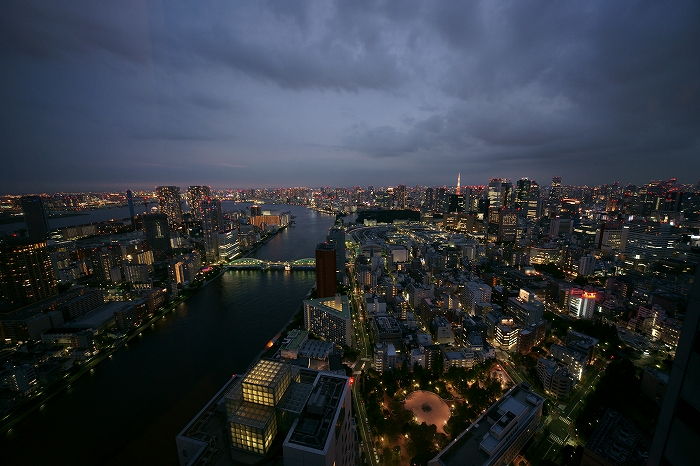 東京夜景めぐり　聖路加タワー_a0115050_11213724.jpg