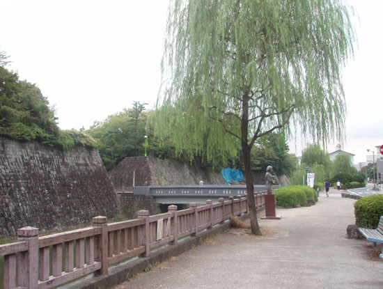 e0048413_043890.jpg