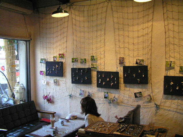 谷中ボッサ SHANTI RIOT ジュエリー個展、無事終了!_d0132132_9543441.jpg