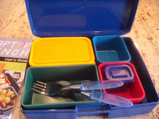 チェルシーの友人とラップトップのお弁当箱、_d0100880_94374.jpg