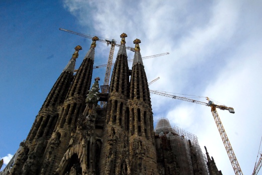 サグラダ・ファミリア ～鐘塔に登る～ : once in a blue moon