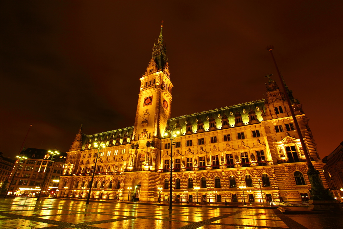 Rathaus and Speicherstadt Nacht_b0054850_6381883.jpg