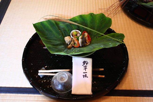 野草一味庵 ｢美山荘｣ 摘草料理 (京都市左京区花脊)_d0150287_23145359.jpg