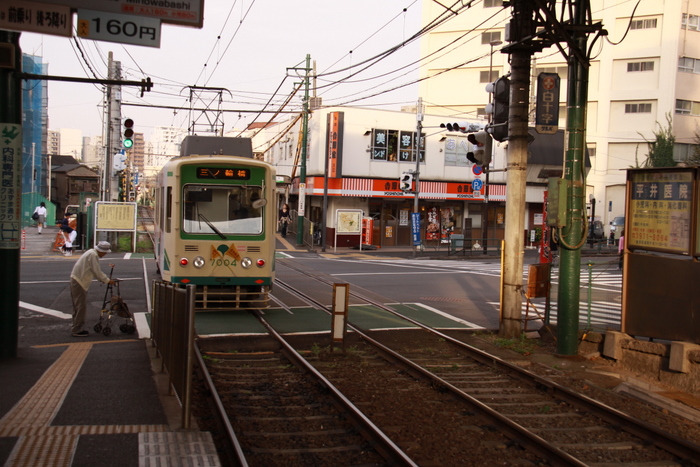 都電荒川線東池袋駅にて_b0165522_1835686.jpg