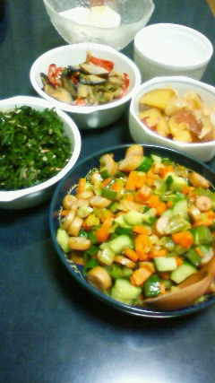 野菜たっぷり夕御飯♪_c0017505_1885011.jpg