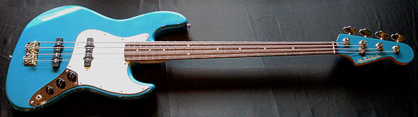 永野さんオーダーの「Modern J-Bass #008」が完成〜!_e0053731_1910799.jpg