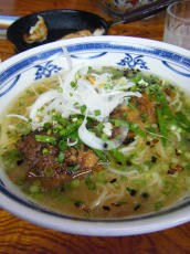 リッチランチと『ら』ラーメン_b0153351_1434478.jpg