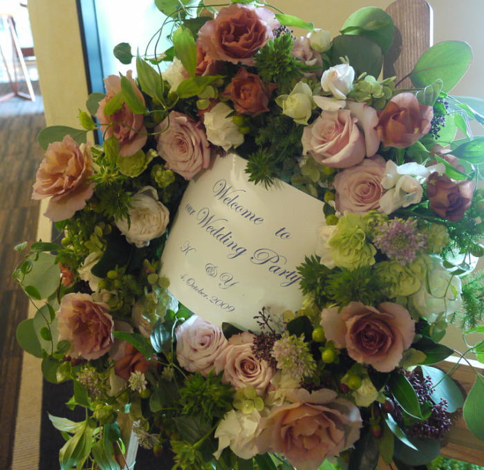 ニューオータニ様の装花　スペンド　ア　ライフタイム_a0042928_22352210.jpg