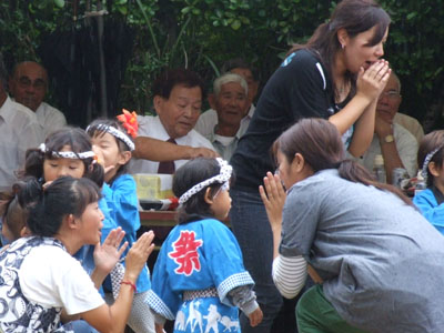 平成２１年諸鈍集落「十五夜豊年祭並びに敬老会」　その２_e0028387_23585217.jpg