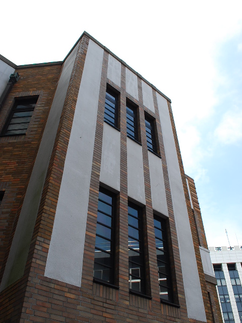 東京・駒澤大学耕雲館(大正モダン建築探訪)_f0142606_2358014.jpg