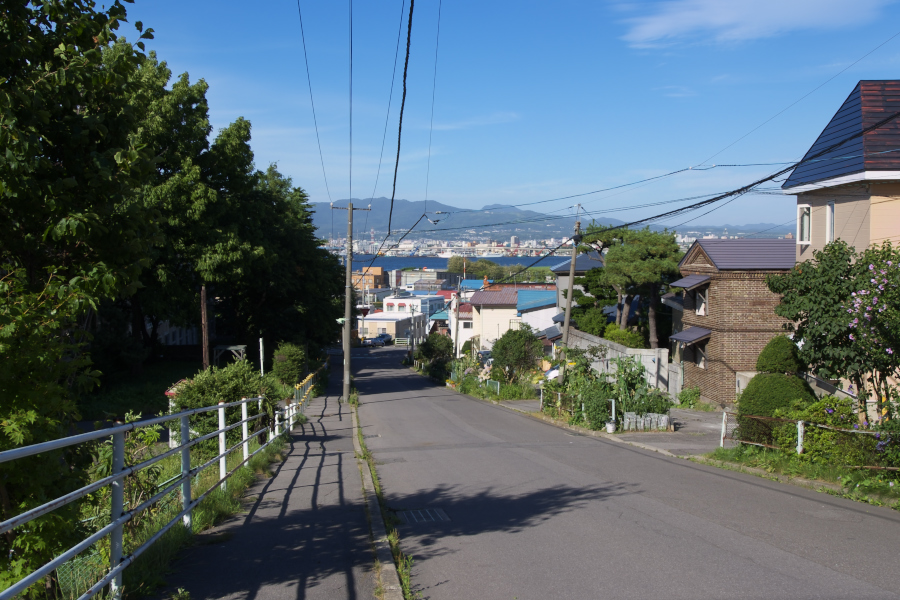 日本一美しい曲線を持った小学校　－函館市立弥生小学校－_d0001745_3514542.jpg