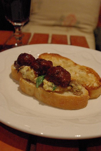 Omelette & Meatball sandwich_f0150785_19343188.jpg