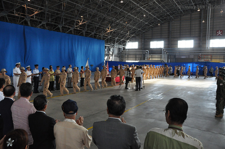 派遣海賊対処行動航空隊の交替式［海上自衛隊那覇基地］_c0166094_2325350.jpg