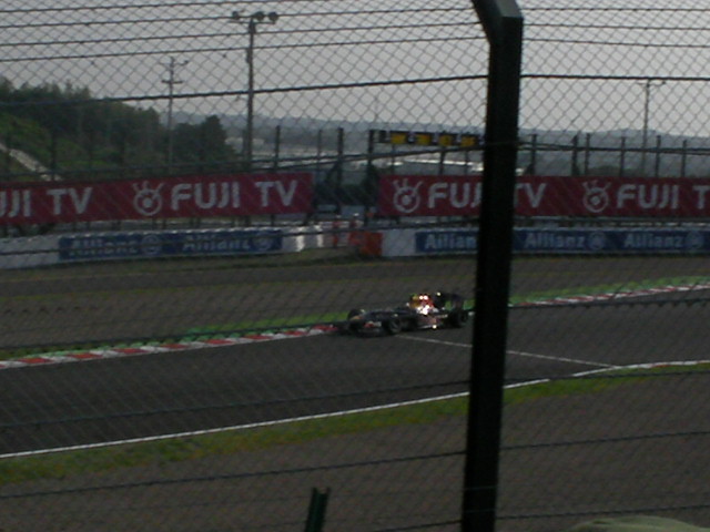 ラッキーの5分３７秒で解るF1日本GP_f0132683_2258553.jpg