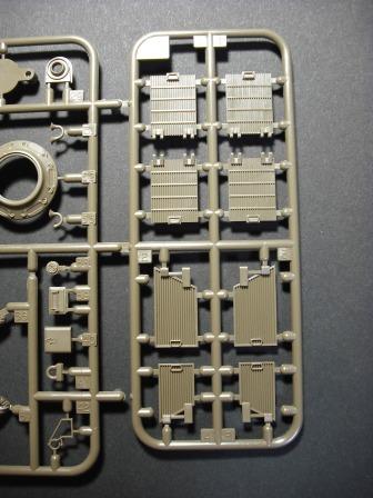 Tamiya 35254-F&G [M26パーシングのアメリカ軍戦車兵]_c0000507_2237518.jpg