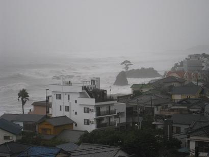 大型台風_e0178307_10445044.jpg