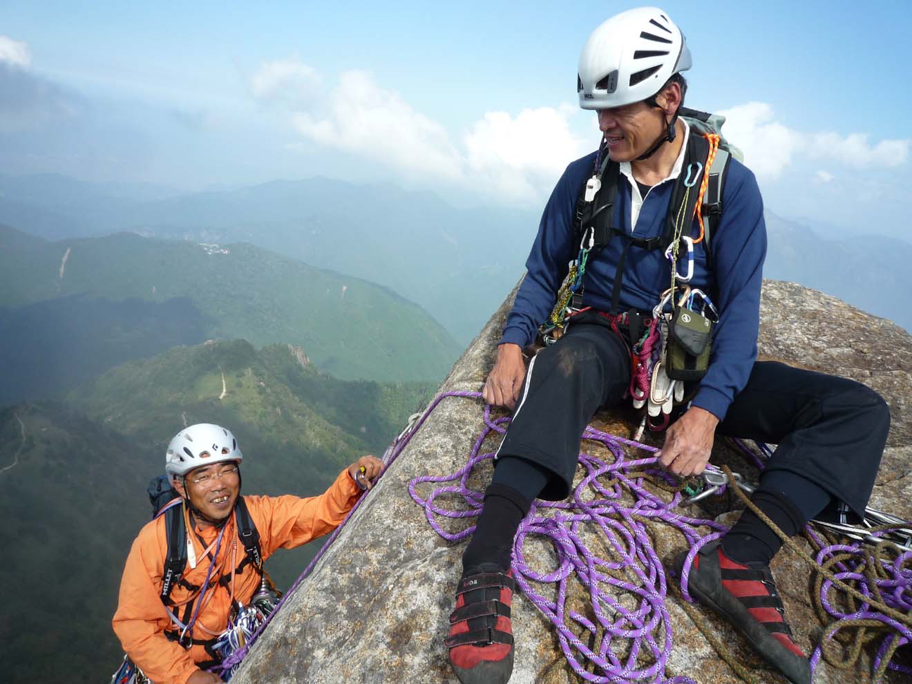 石鎚山　東陵コース　エントツ山さん達とバッタリ_b0124306_016242.jpg