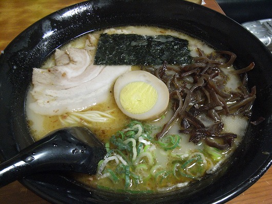 今年も食べ食べてきました・熊本ラーメン！！_b0091423_15282324.jpg