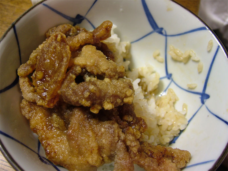 奴等のディナー_c0110051_23431219.jpg