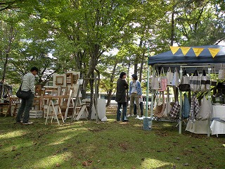 Ｂｅｅ　Ｃｒａｆｔ　Ｆａｉｒ　ＩＮ　ＮＡＲＡ_f0162302_22323197.jpg