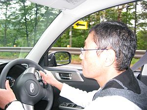 テレビ取材の後、最新型エクシーガでFF車の無段変速を堪能する。_f0076731_22382196.jpg