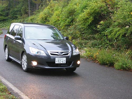テレビ取材の後、最新型エクシーガでFF車の無段変速を堪能する。_f0076731_22392874.jpg
