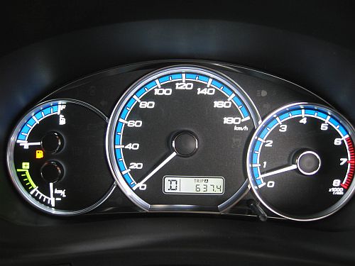 テレビ取材の後、最新型エクシーガでFF車の無段変速を堪能する。_f0076731_22404645.jpg